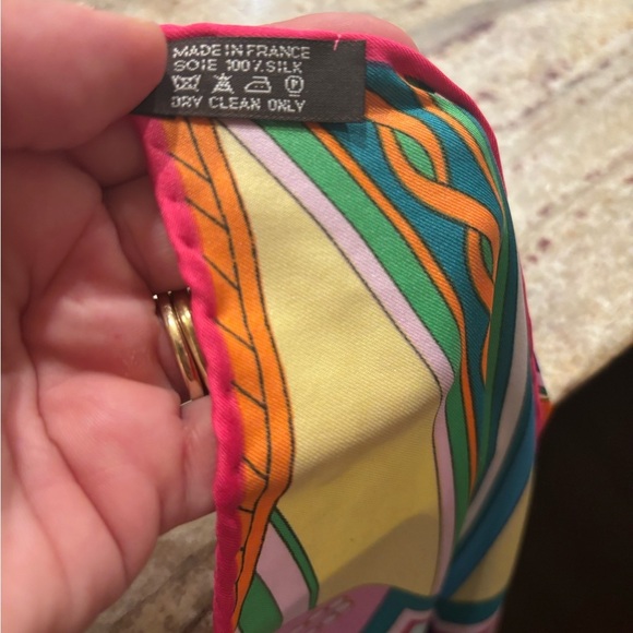HERMES Carriages 100% Silk Scarf - Picture 3 of 3